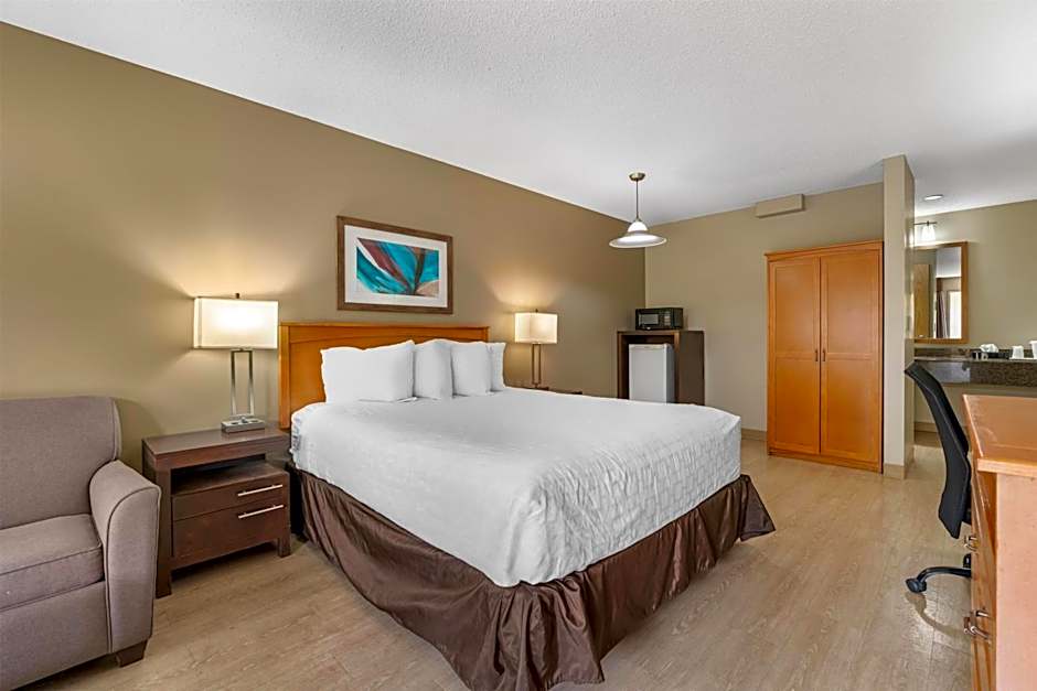 SureStay Plus Hotel By Best Western Salmon Arm