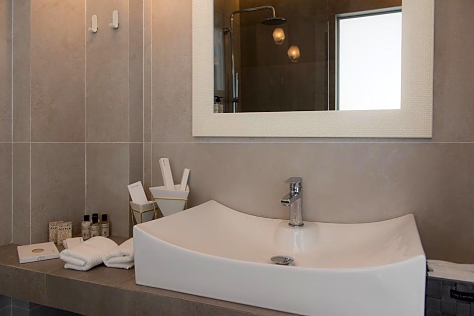 Elements Sifnos Boutique