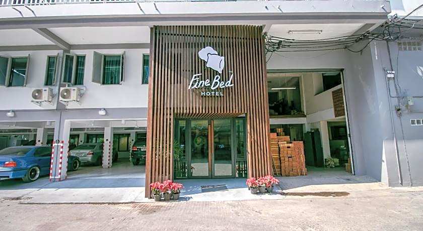 Fine Bed Hotel