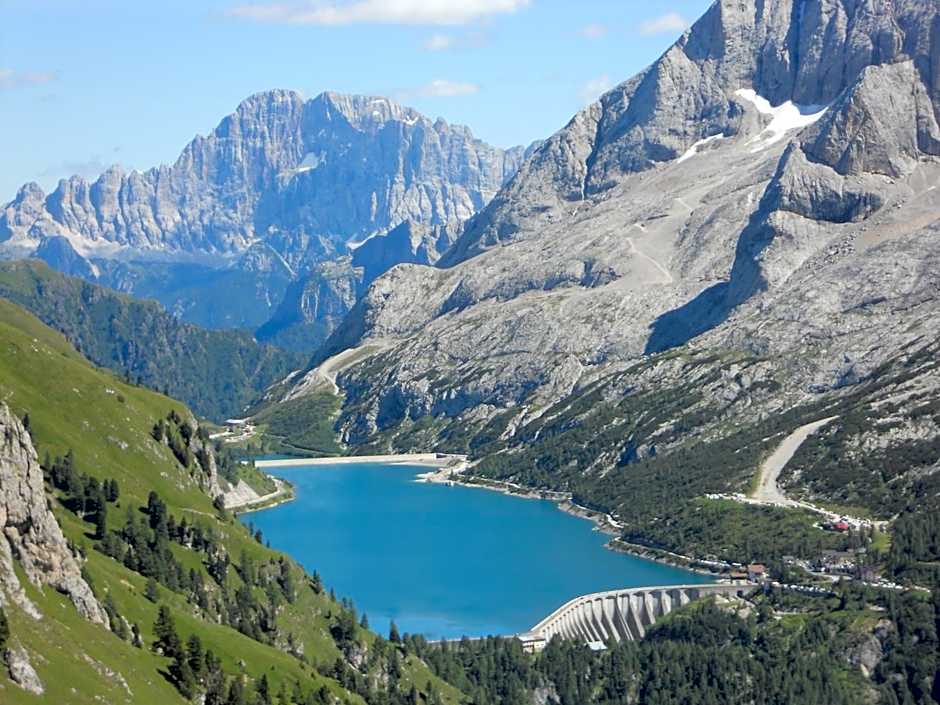 Hotel Garnì Il Cirmolo