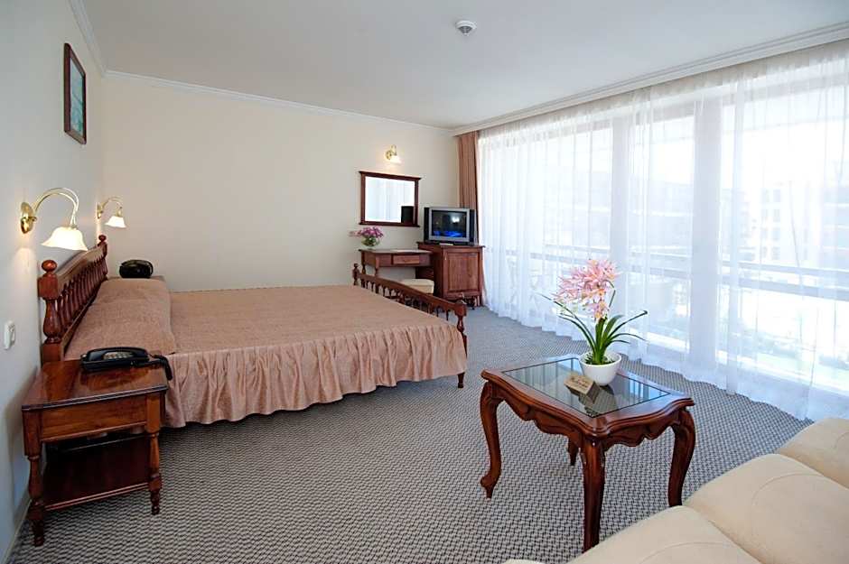 Mercury Hotel- All Inclusive