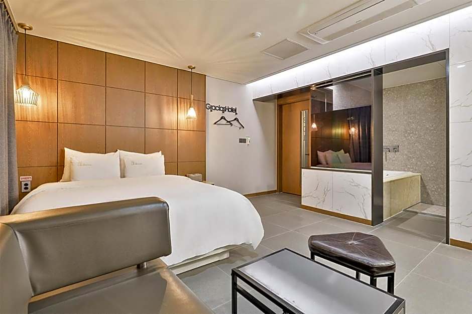 Gracias Hotel Gimhae