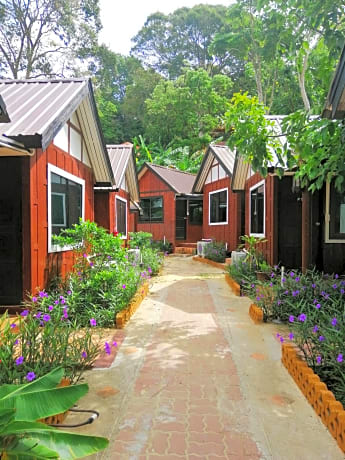 Phi Phi Long Beach Bungalow ( Had Yao)