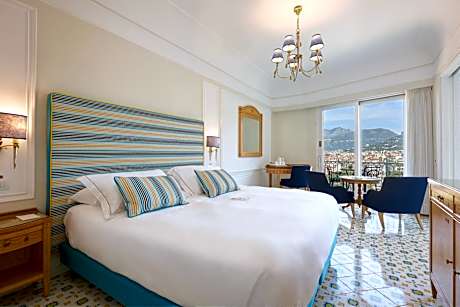 Premier Triple Room