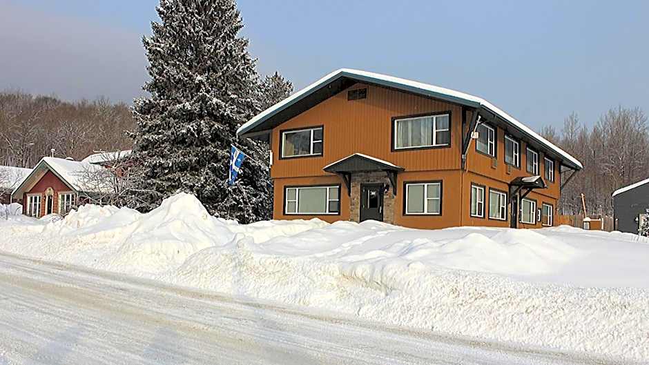 Le Manoir Du Lac Delage