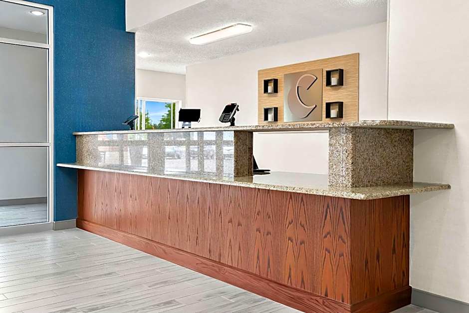 Comfort Suites Southfield/Detroit