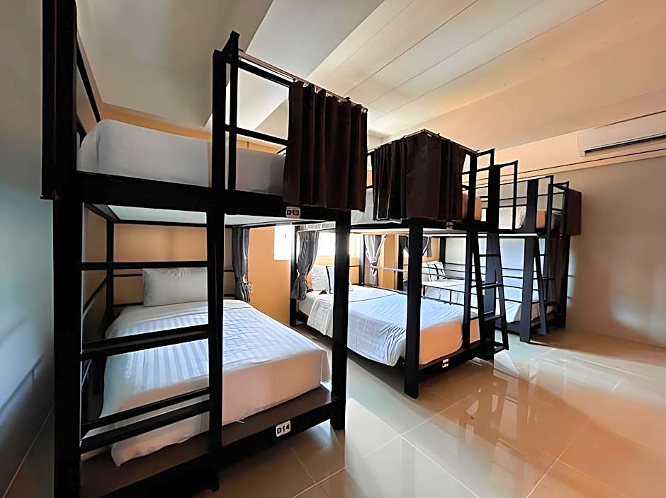 Bell Lifestyle Hostel Phuket