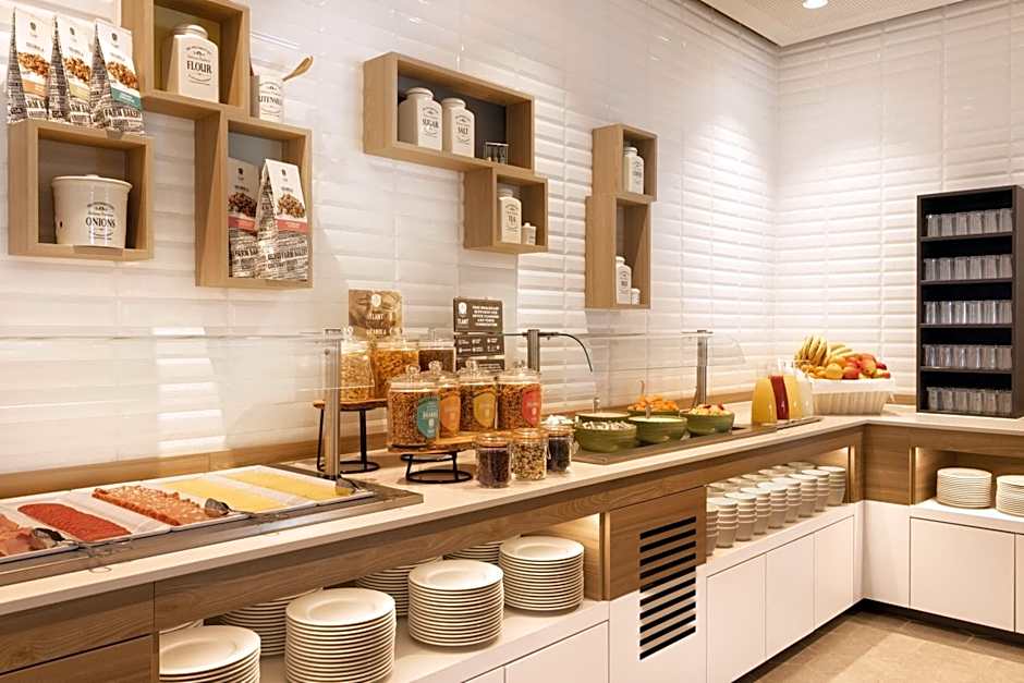 Holiday Inn Eindhoven Airport By IHG