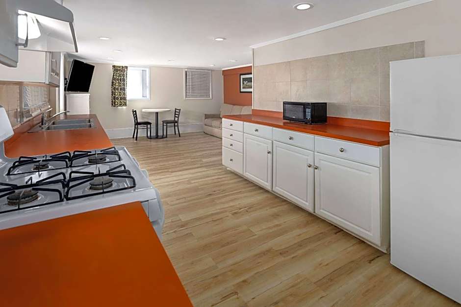 Wildwood Inn, a Travelodge by Wyndham