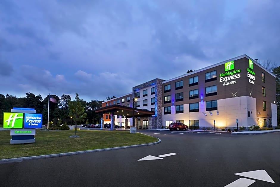Holiday Inn Express & Suites - Painesville - Concord, an IHG Hotel