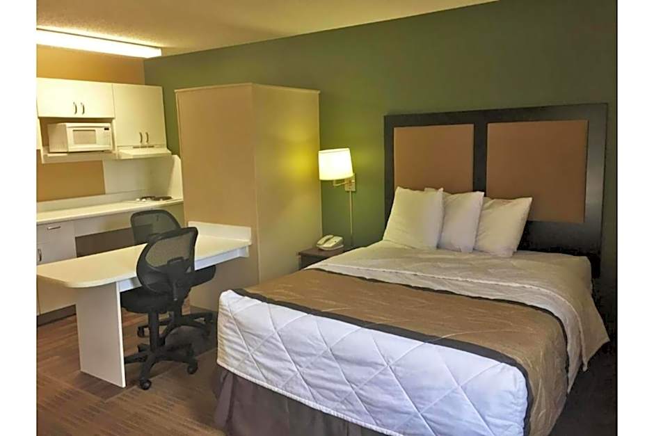 Studio 6 Extended Stay Rochester Greece NY