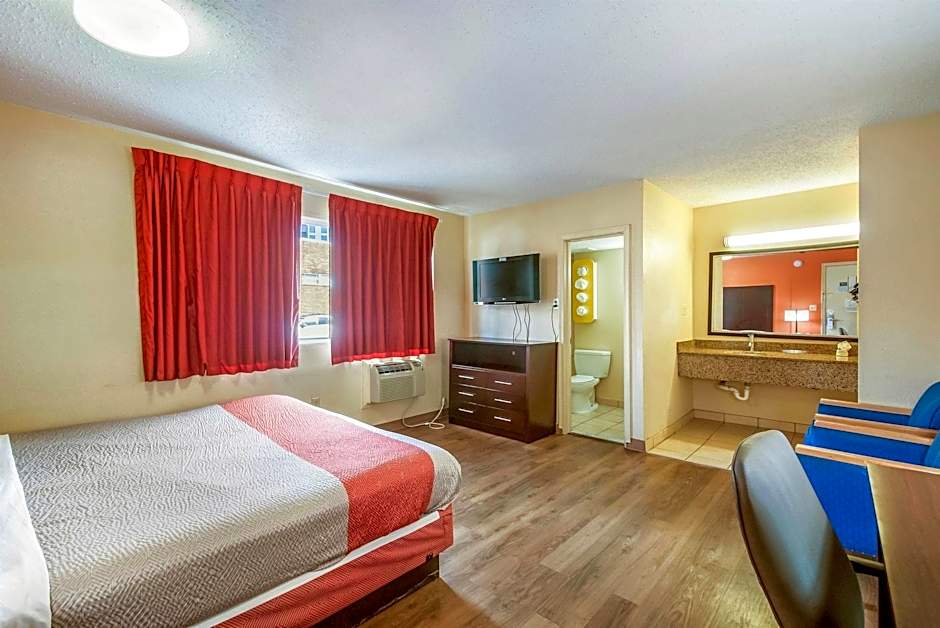 Motel 6-Washington, DC - Convention Center