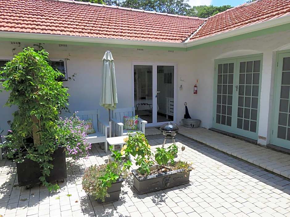 Bare Feet Retreat B&B