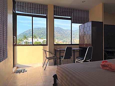 Deluxe Family Room with Balcony