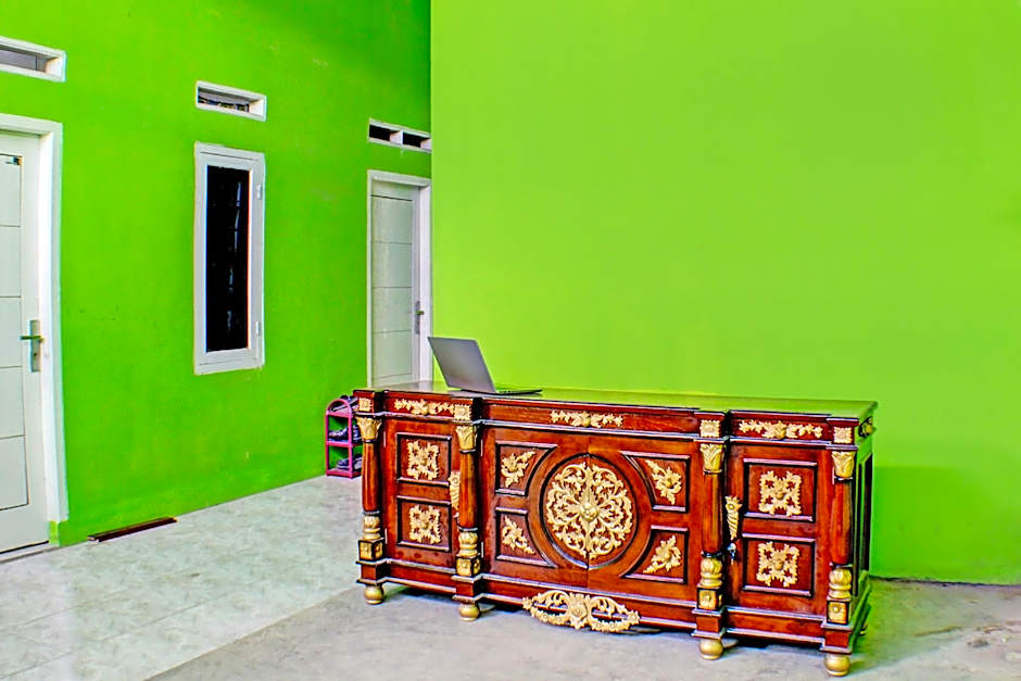 Hotel O Homestay Kamar Hijau Syariah