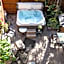 Maison Des Jardins B & B