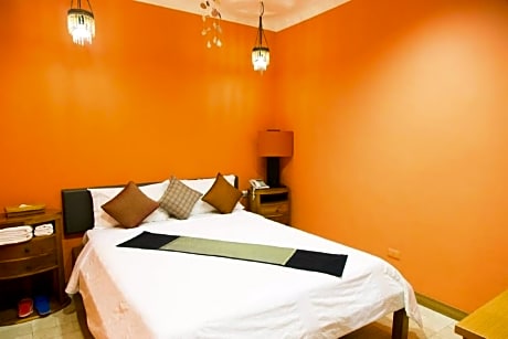 Double Room with Bath (No Window)