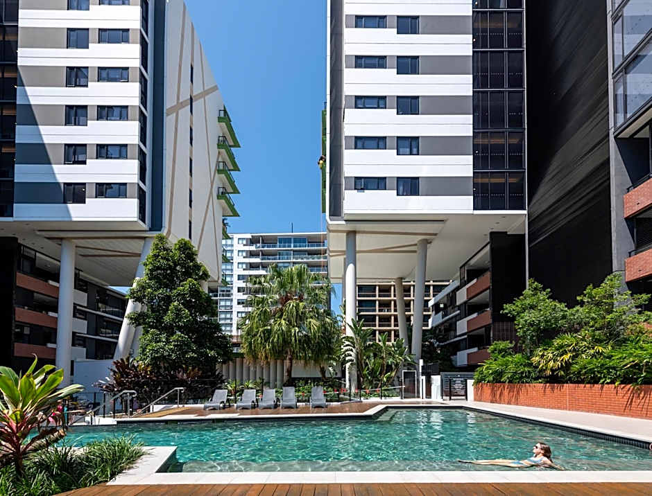 Arena Apartments by CLLIX