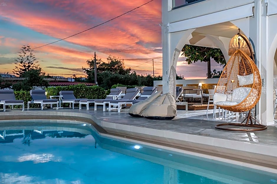 Nikon Boutique Hotel