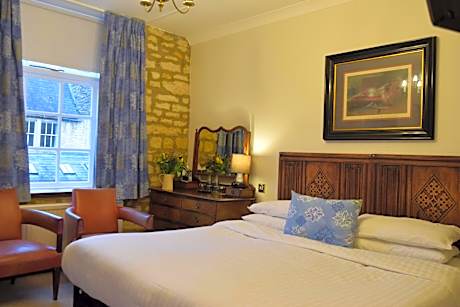 Classic Twin Room