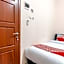 OYO 2364 Cempaka Harapan Indah