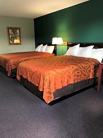 2 Double Beds Non Smoking