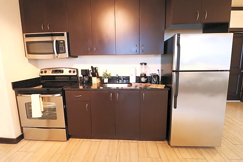 Tradewinds Apartment Hotel