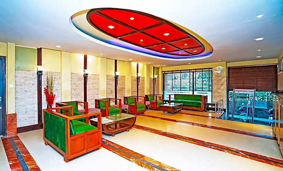 Hotel Pooja Palace