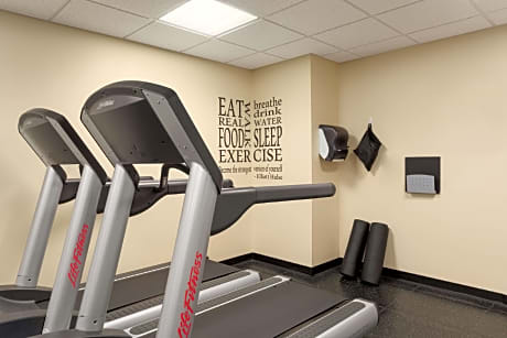 Country Inn & Suites by Radisson, Carlisle, PA