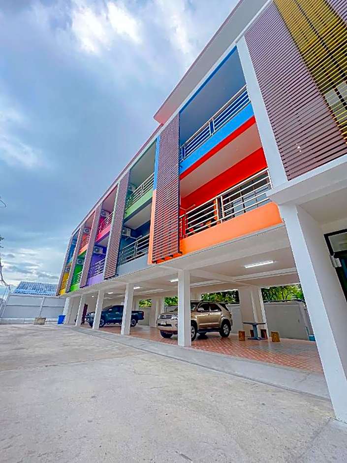 J & Ariya Hotel Near Samui Airport and Koh Phangan Pier