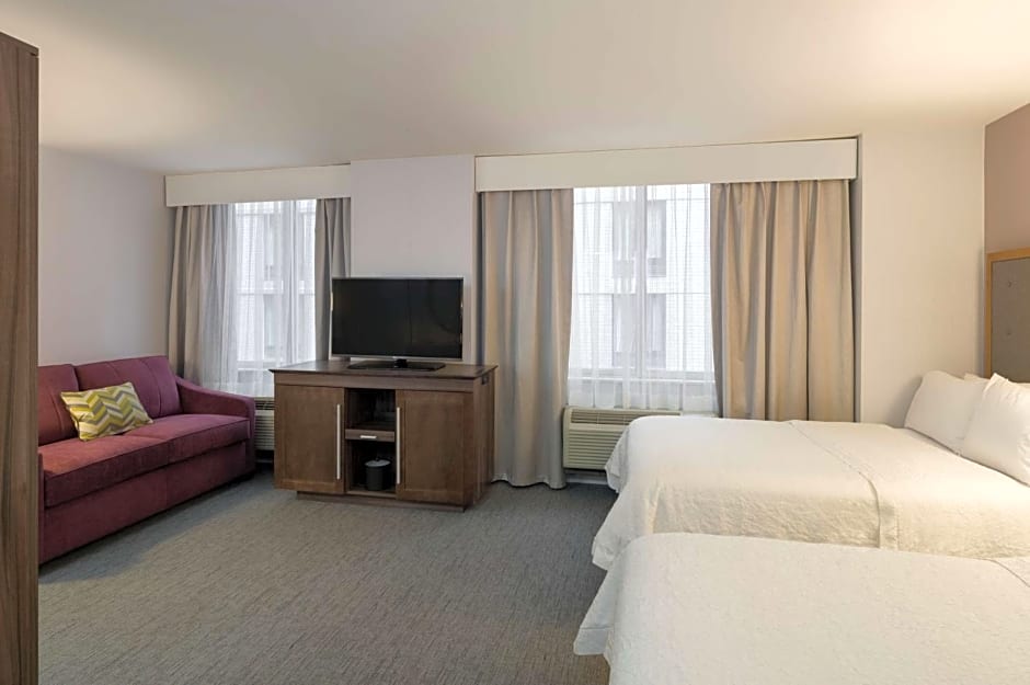 Hampton Inn By Hilton Manhattan - Times Square South - Newly Renovated
