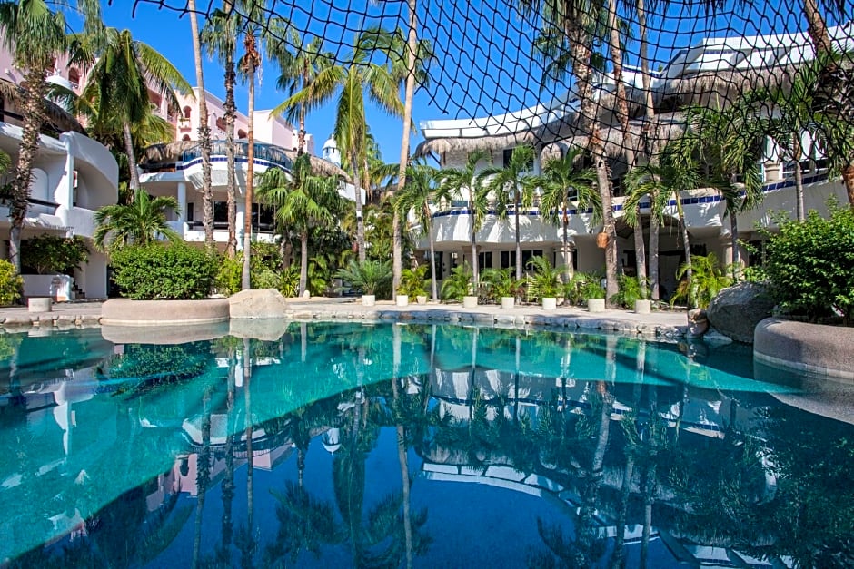 Club Cascadas De Baja