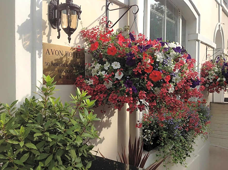 Avon Hotel
