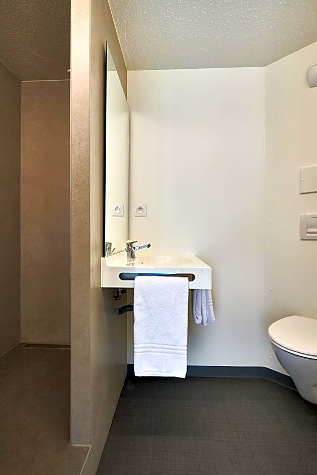 Première Classe La Roche Sur Yon - Mouilleron Le Captif