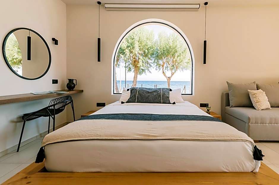 Villa Di Mare Seaside Suites