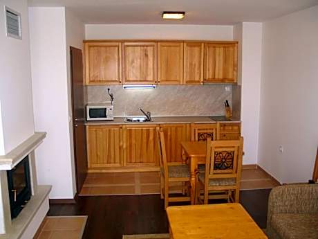 One-Bedroom Apartment with Balcony