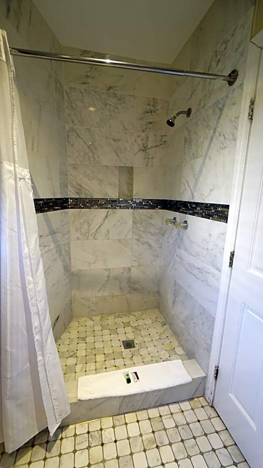 Trylon Hotel - Hollywood