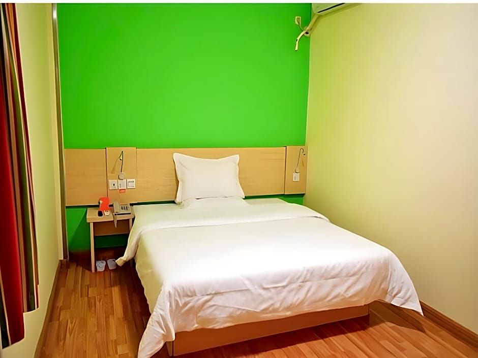 7 Days Premium Xiamen Zhongshan Road Pedestrian Street