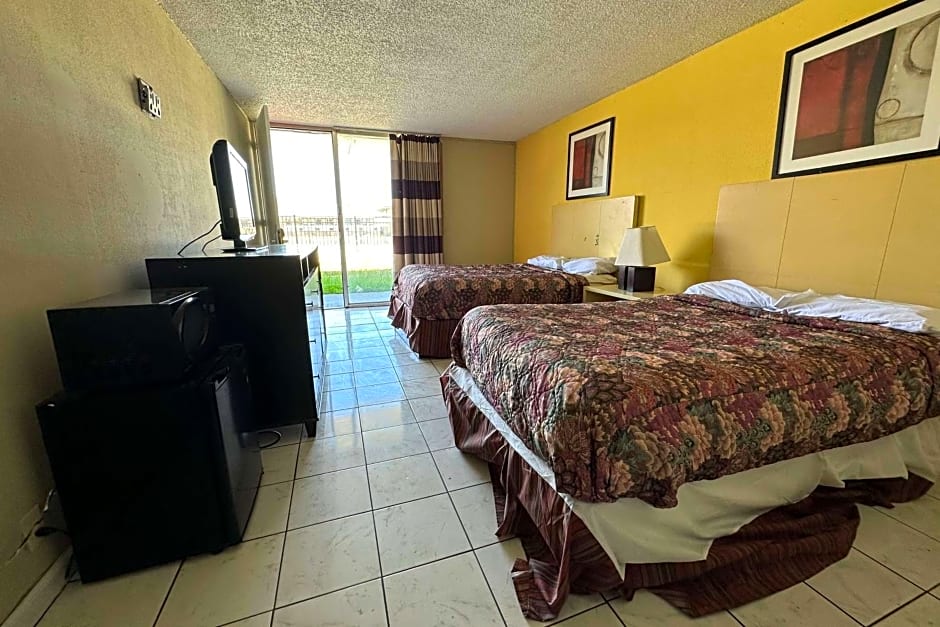 Travelodge by Wyndham Lumberton