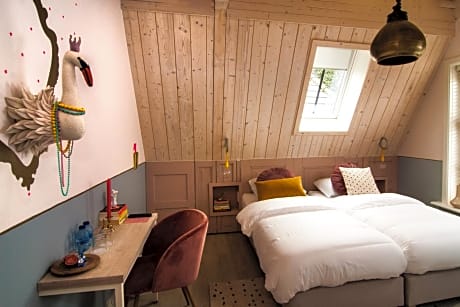 Double Room with Private Bathroom