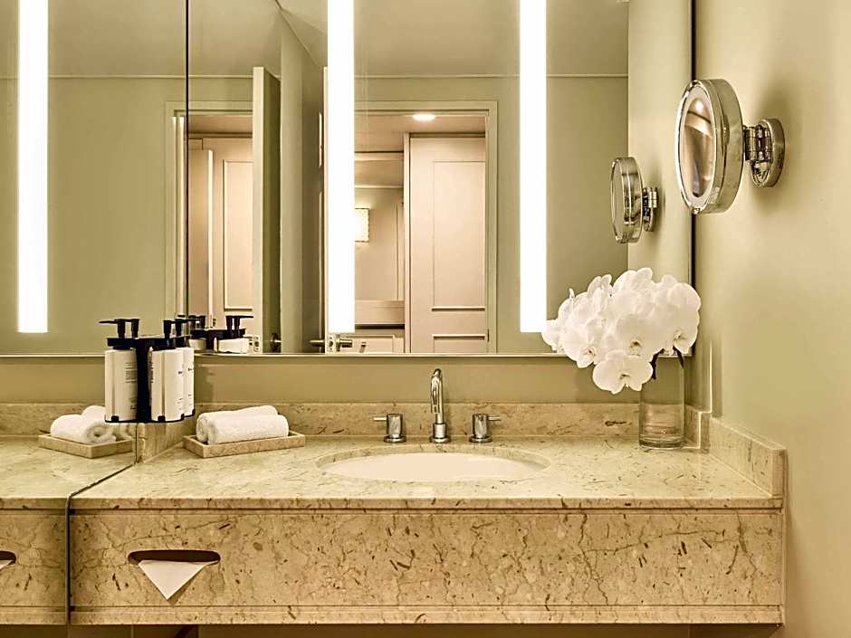 Sofitel Brisbane Central Hotel