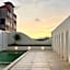 Sleep Whale Hotel