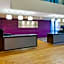 La Quinta Inn & Suites by Wyndham Detroit Metro Airport