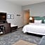 Hampton Inn by Hilton Cedar Falls Downtown