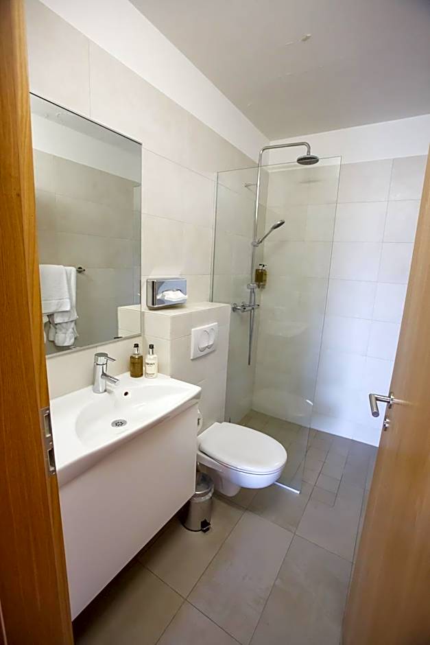 Apt. Hotel Hjalteyri