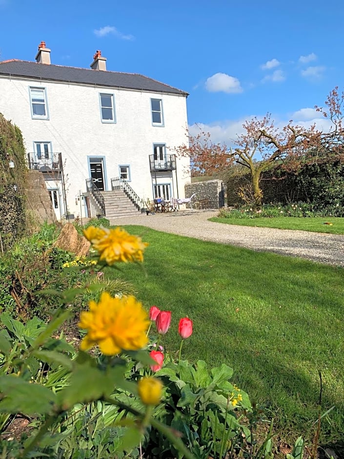 Riverbank House Bed and Breakfast Innishannon