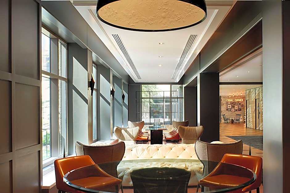 The Logan Philadelphia, Curio Collection by Hilton