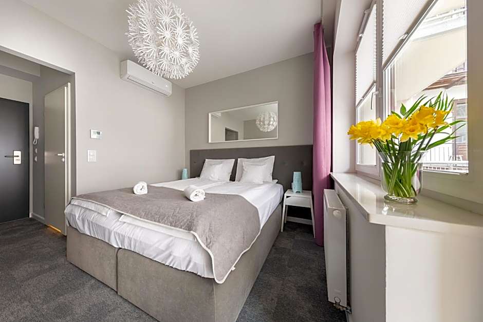 PlayRoom Aparthotel