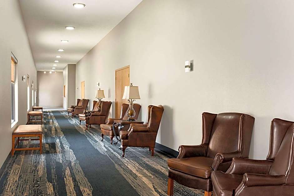 AmericInn by Wyndham Branson & Conference Center