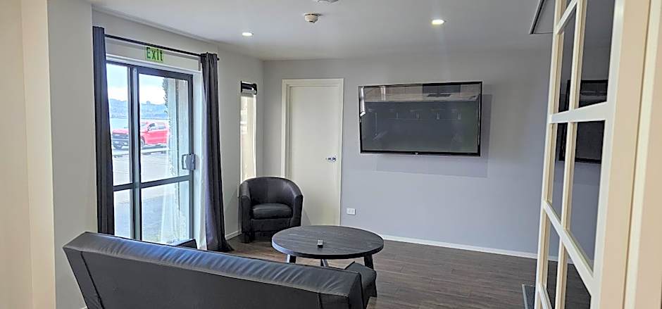 Lakefront Lodge Taupo